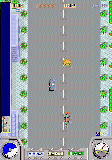 Classic arcade racing game screenshot featuring a race car and a motorcycle on a city street.
