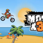 High-flying motorcycle stunt on the beach during sunset in Moto X3M.
